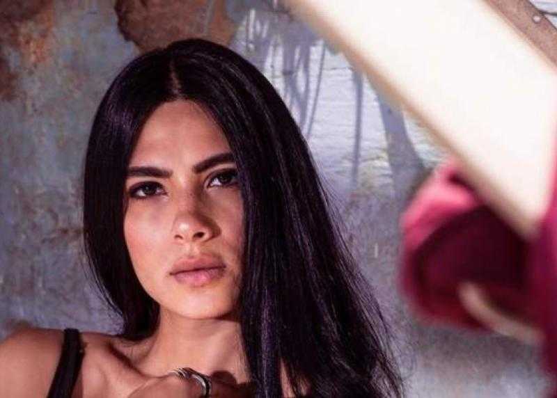 بالزهور.. هدى المفتي تخطف الأنظار في أحدث ظهور لها عبر إنستجرام