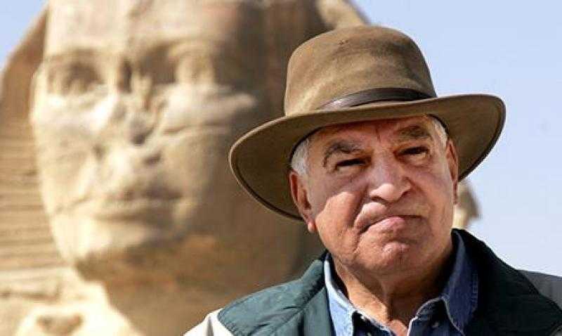 زاهي حواس: ”وأنا وزير كنت بتفرج على ماتشات الأهلي في قهوة كلها زملكاوية”