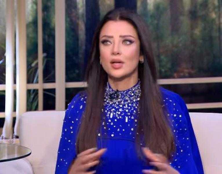 رضوى الشربيني تكشف السبب الحقيقي لطلاق أحمد سعد وعلياء بسيوني