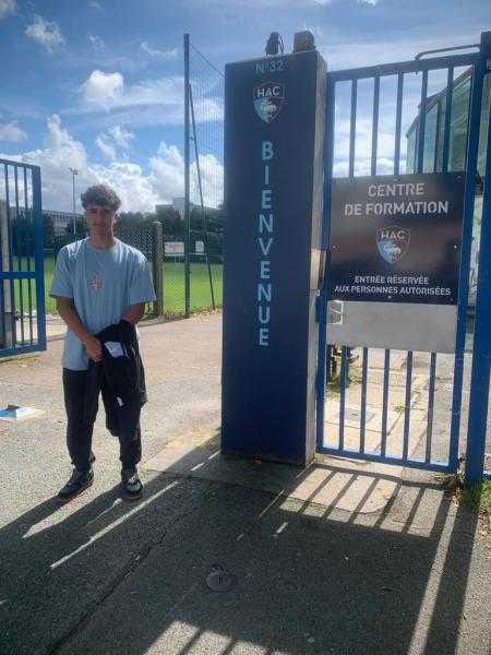 الأهلي يترقب انتهاء معايشة لاعبه يوسف عفيفي في لوهافر الفرنسي