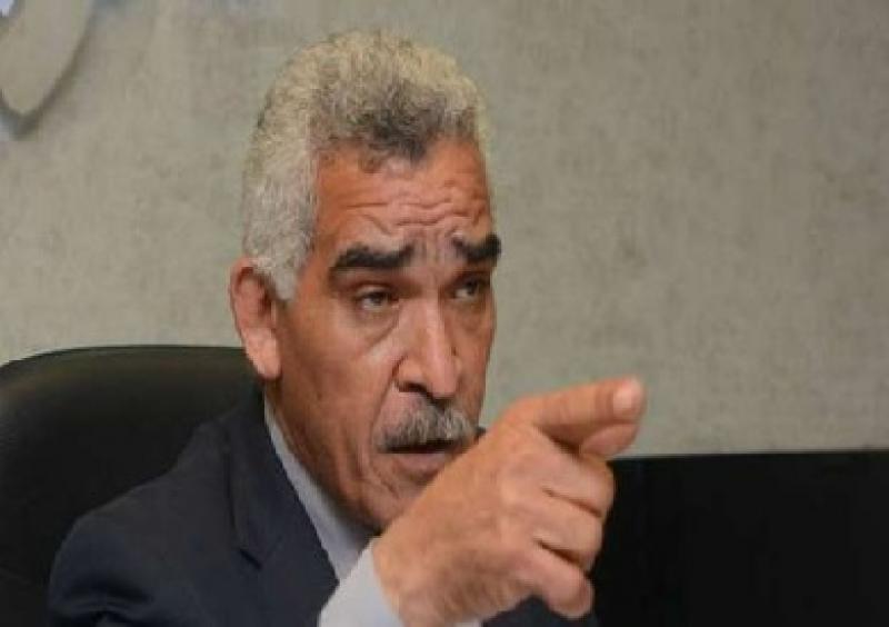 خط أحمر