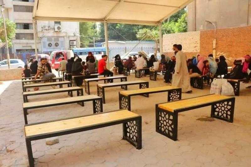 حي السيدة زينب يخصص ساحة انتظار للمترددين على مستشفى أبو الريش.. والمحافظ يثمن جهود الحي