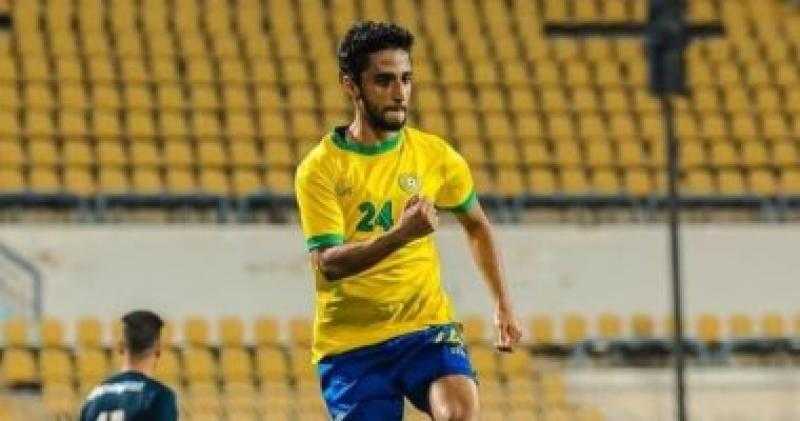 إيهاب جلال يبدأ تجهيز كريم عرفات للموسم الجديد بعد تمديد إعارته مع الدراويش