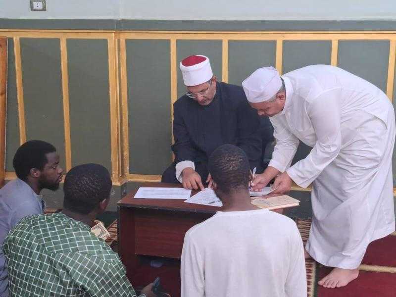 ”البحوث الإسلامية” يبدأ تنفيذ المرحلة الأولى من مراحل برنامج مجالس القراءات القرآنية للطلاب الوافدين
