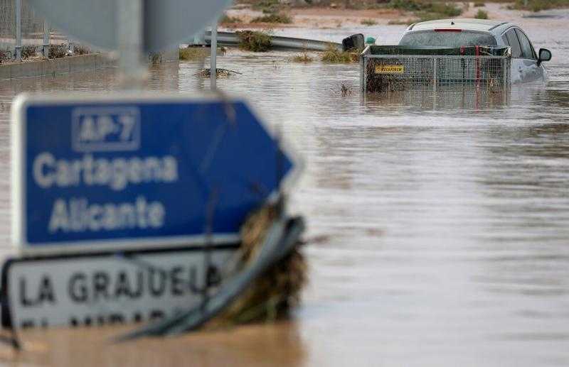 إسبانيا: مصرع 3 أشخاص جراء الأمطار الغزيرة
