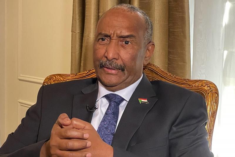 رئيس مجلس السيادة السوداني يطلع القيادة القطرية على تطورات الأوضاع في بلاده