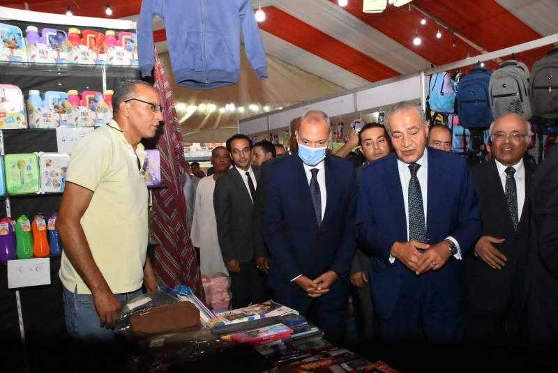 وزير التموين ومحافظ القليوبية يفتتحان معرض ”أهلا مدارس” بميدان المؤسسة بشبرا الخيمة