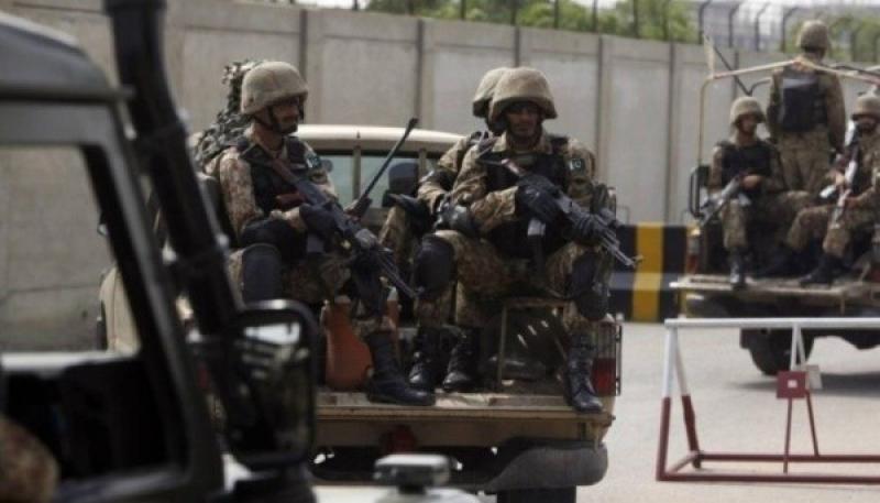 مقتل 7 إرهابيين وإصابة 6 في اشتباك مع قوات الأمن شمال غربي باكستان