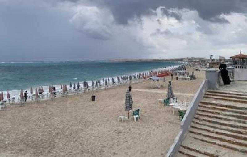 تحذير للمصطافين بمرسى مطروح من السباحة في الأماكن المفتوحة