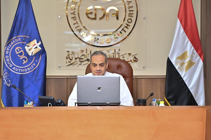 رئيس هيئة الدواء يشارك في الاجتماع التوجيهي لبرنامج مراقبة السلامة الذكية للاتحاد الإفريقي | صور