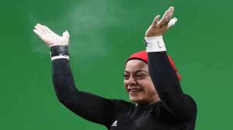 وزير الشباب والرياضة يهنئ سارة سمير بعد فوزها بـ3 ميداليات ذهبية في بطولة العالم لرفع الأثقال
