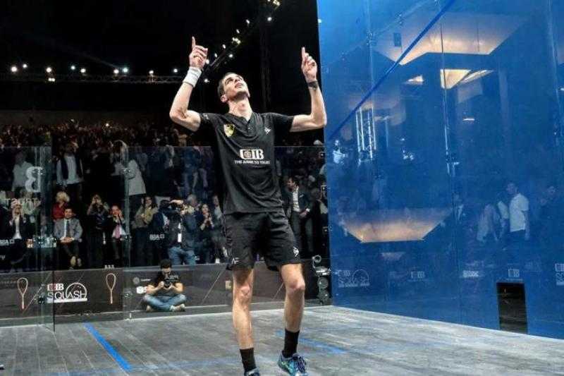 علي فرج يتأهل لنهائي بطولة قطر للإسكواش