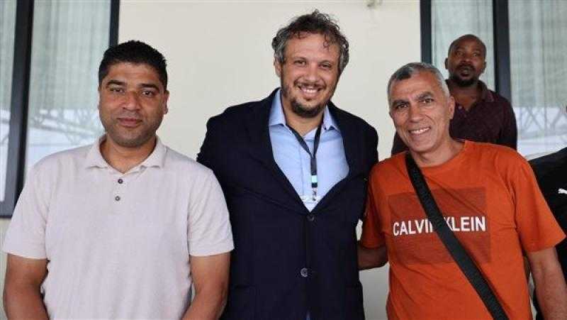 أسامة نبيه وجهاز المريخ السوداني يتابعون بيراميدز أمام الجيش الرواندي