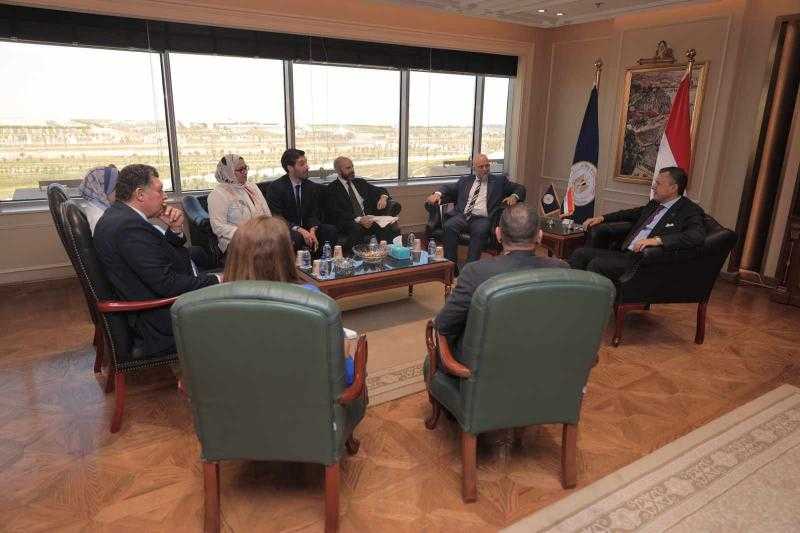 وزير السياحة والآثار: زيادة ملحوظة في السائحين الوافدين إلي مصر من الأرجنتين