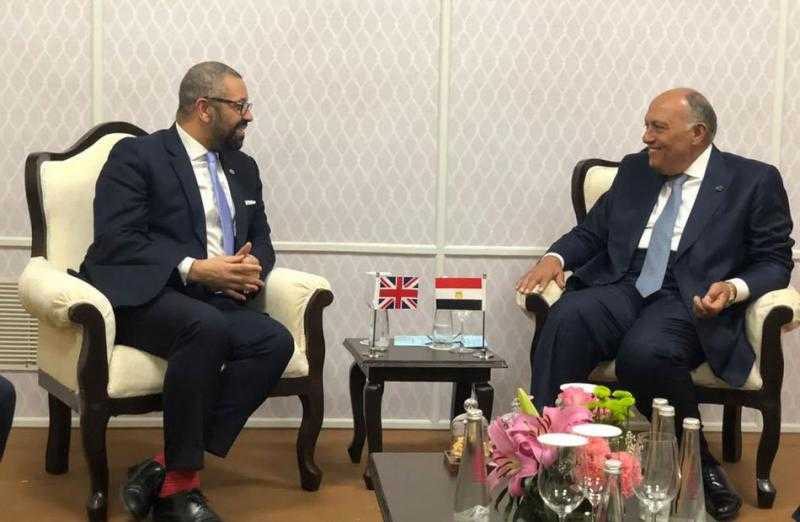 وزير الخارجية يؤكد لنظيره البريطانية أهمية العلاقات الاستراتيجية والتاريخية بين البلدين