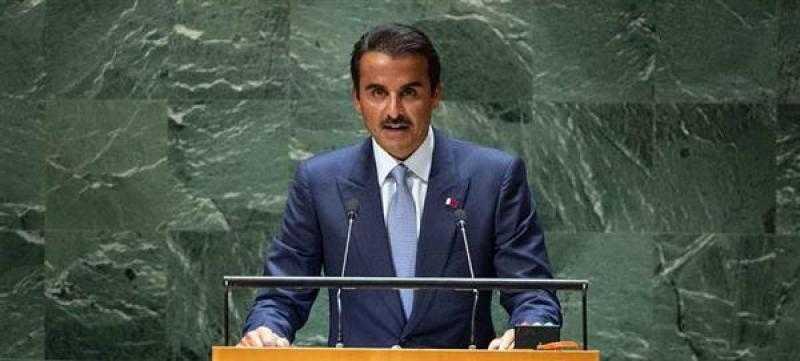 أمير قطر يؤكد أهمية حل النزاعات سلميا ويعلن التزام بلاده بمواصلة جهود السلام
