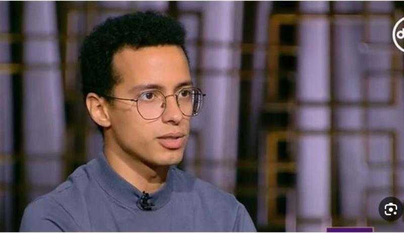 طه دسوقي يروج للجزء الجديد من ”موضوع عائلي”: ”استنوا حسن”