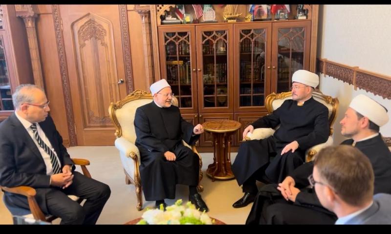 مفتي الجمهورية يعقد مباحثات مع نظيره الروسي لبحث تعزيز التعاون الإفتائي