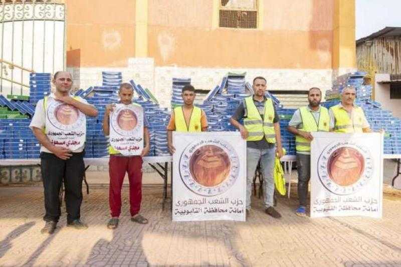 «الشعب الجمهوري» يوزع 2000 علبة حلوى المولد على الأكثر احتياجا بالقليوبية