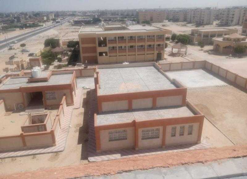 مدارس شمال سيناء تستعد للعام الدراسي برفع العلم وتجميل وتزيين الجدران