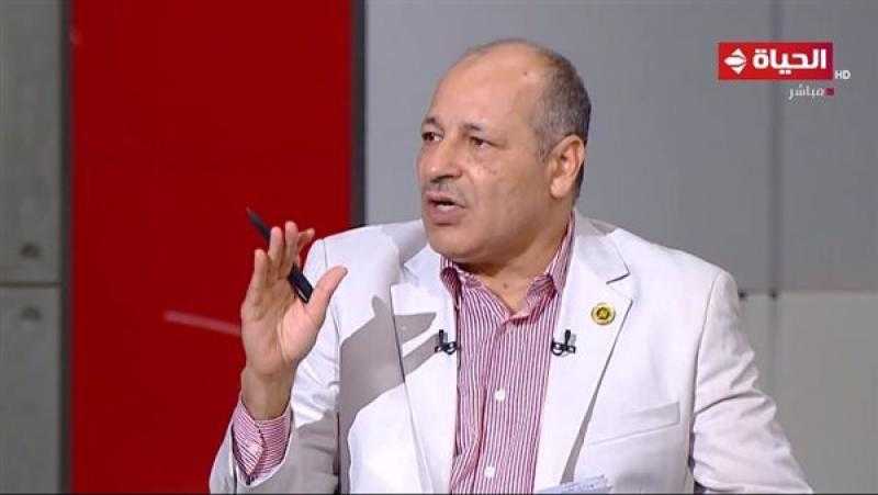 خبير عسكري: القوات المسلحة تؤدي دور إنساني كبير في ليبيا