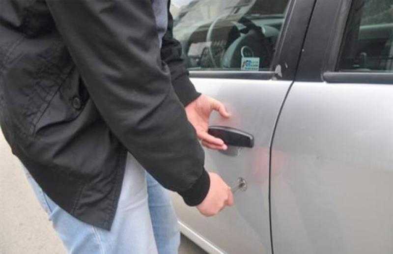 تجديد حبس متهمين بسرقة لودر في الشروق بأسلوب «المفتاح المصطنع»