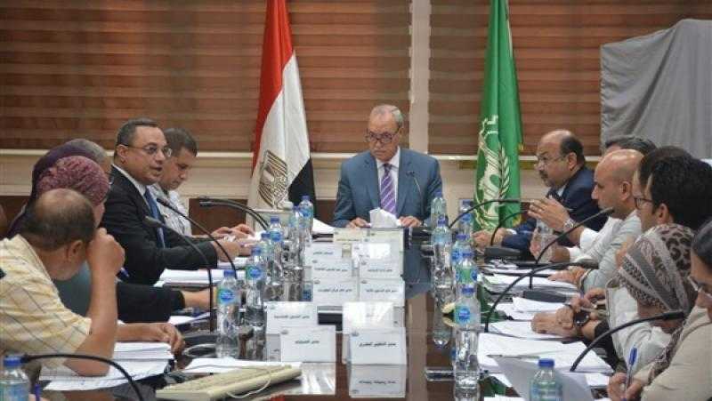 محافظ القليوبية: توحيد الرؤية البصرية شرطا لمنح تراخيص الإعلانات بالشوارع