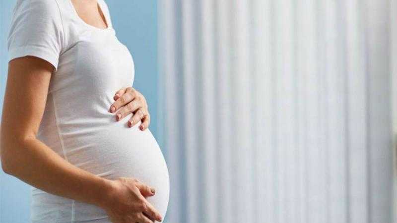 وزارة الصحة تحذر السيدات من الحمل بعد سن الـ35