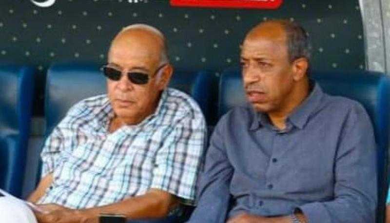 أبو جريشة يفاوض خماسي الإسماعيلي المحلي لتجديد عقودهم