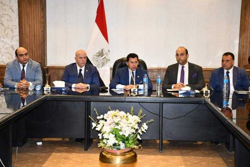 د.أشرف صبحي يلتقي عدداً من الكيانات الشبابية .. ويوجه بتكثيف الأنشطة الشبابية بمختلف محافظات الجمهورية