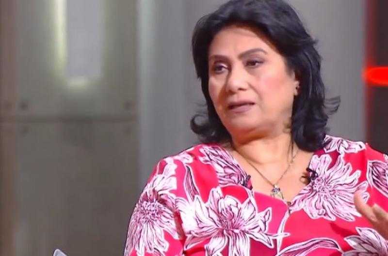 سلوى عثمان تطلق قناة طهي على يوتيوب في مسلسل نصي التاني