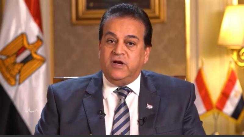 وزير الصحة: عيادات متنقلة لعلاج مصابي غزة.. وجاهزون لأي تطورات