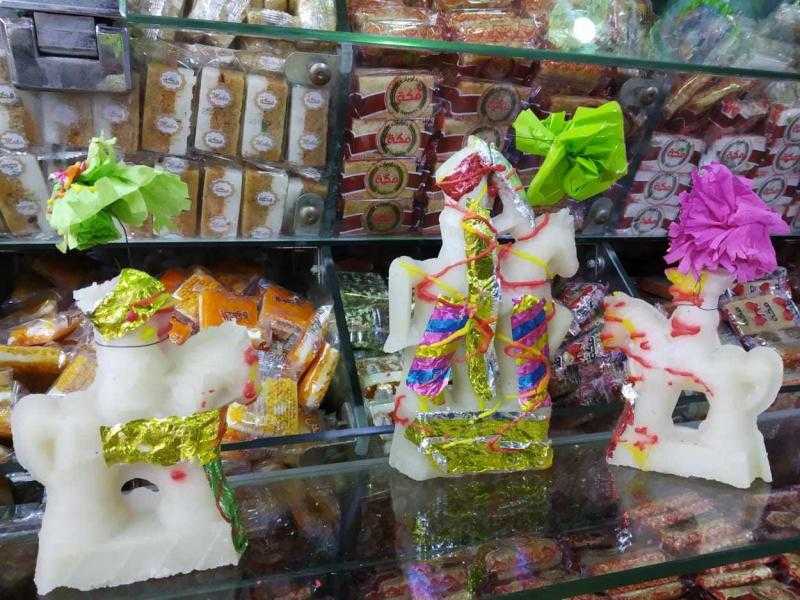 المفتي: شراء الحلوى والاحتفال بالمولد النبوي الشريف مباح شرعًا