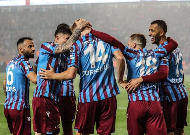 طرابزون يعبر بينديك وينضم لكبار الدوري التركي