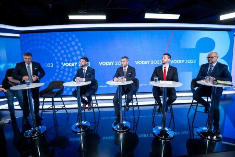 سلوفاكيا تجري انتخابات في ظل المخاوف بشأن الحرب الأوكرانية