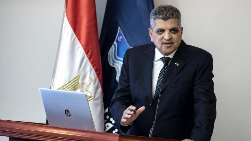 خط أحمر