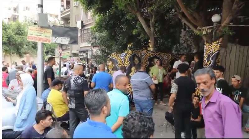 خط أحمر