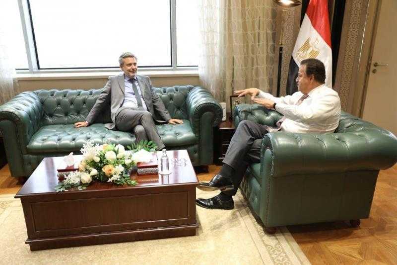 وزير الصحة يستقبل السفير الإيطالي لمناقشة أوجه التعاون بين البلدين