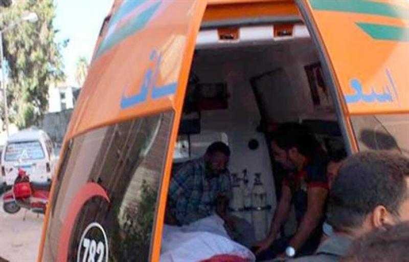إصابة سيدة في حادث تصادم بين سيارة نقل وأخرى ملاكي بالمقطم