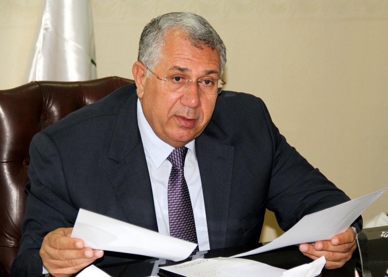 خط أحمر