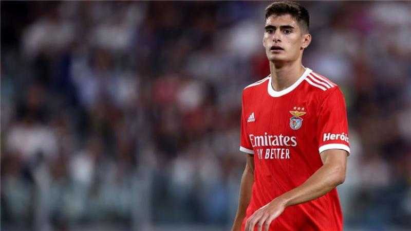 100 مليون يورو تعرقل طموحات يونايتد أمام سيلفا