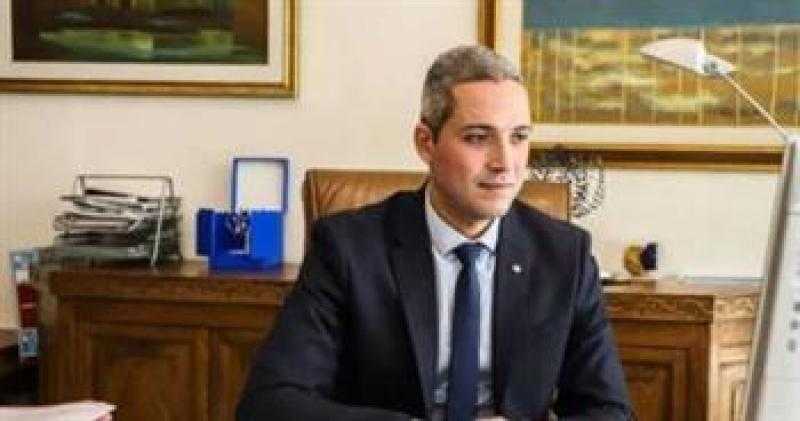 وزير السياحة التونسي يبحث مع ”إيزي جيت” البريطانية التعاون في المجال السياحي
