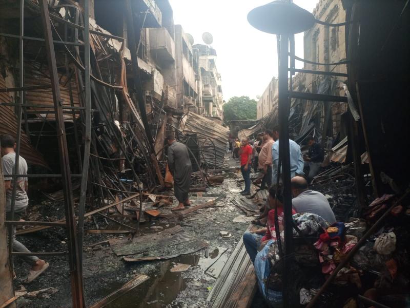 الاستعلام عن الحالة الصحية لـ 4 أشخاص أُصيبوا بحالات اختناق في حريق السوق التجارية بالسيدة زينب