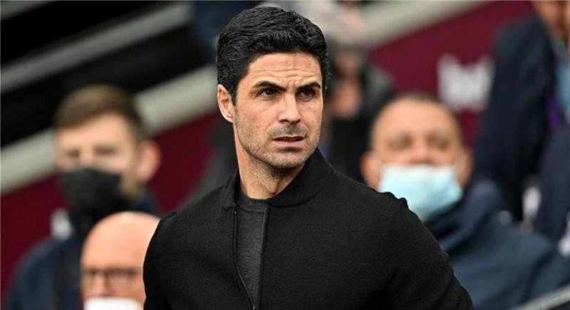 مدرب أرسنال الإنجليزي يطالب لاعبيه بإيقاف سلسلة الهزائم أمام مانشستر سيتي