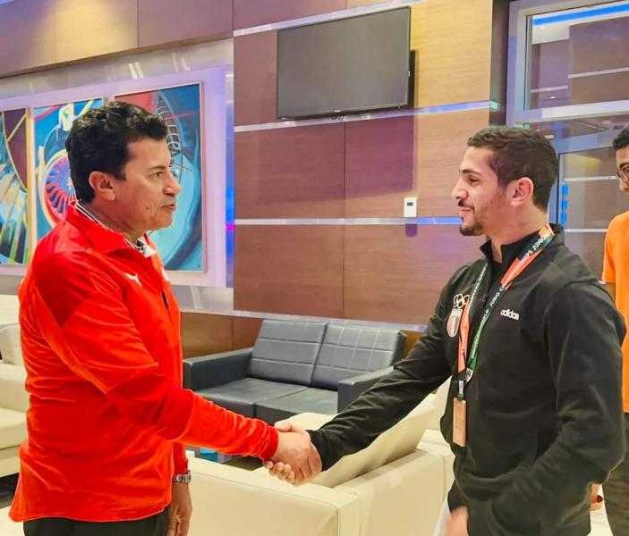 وزير الرياضة يستقبل يسري سامي لاعب الجودو بعد تتويجه ببرونزية العالم