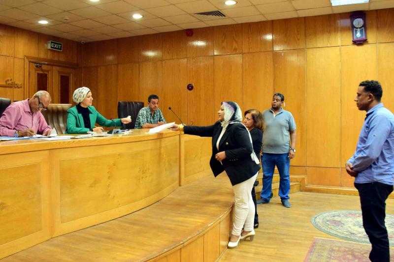 الأقصر تتلقى 30 طلبا وشكوى من المواطنين بفعاليات اليوم المفتوح الأسبوعي