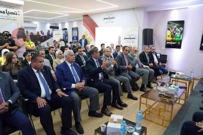 حملة المرشح الرئاسي عبد الفتاح السيسي تستقبل وفدا من التيار الإصلاحي الحر