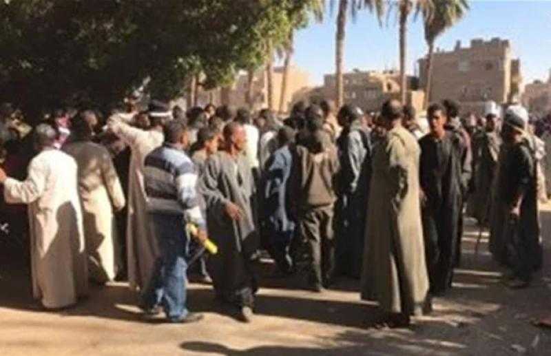 مصرع 4 أشخاص وإصابة 3 آخرين في مشاجرة على الطريق الصحراوي ما بين سمالوط والمنيا