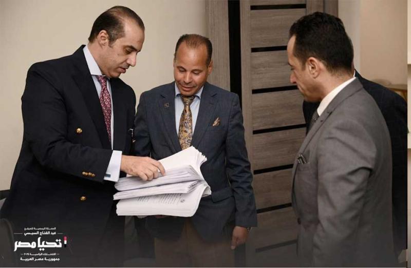 خط أحمر