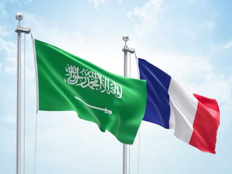 السعودية وفرنسا تبحثان مستجدات التصعيد العسكري في غزة ومحيطها